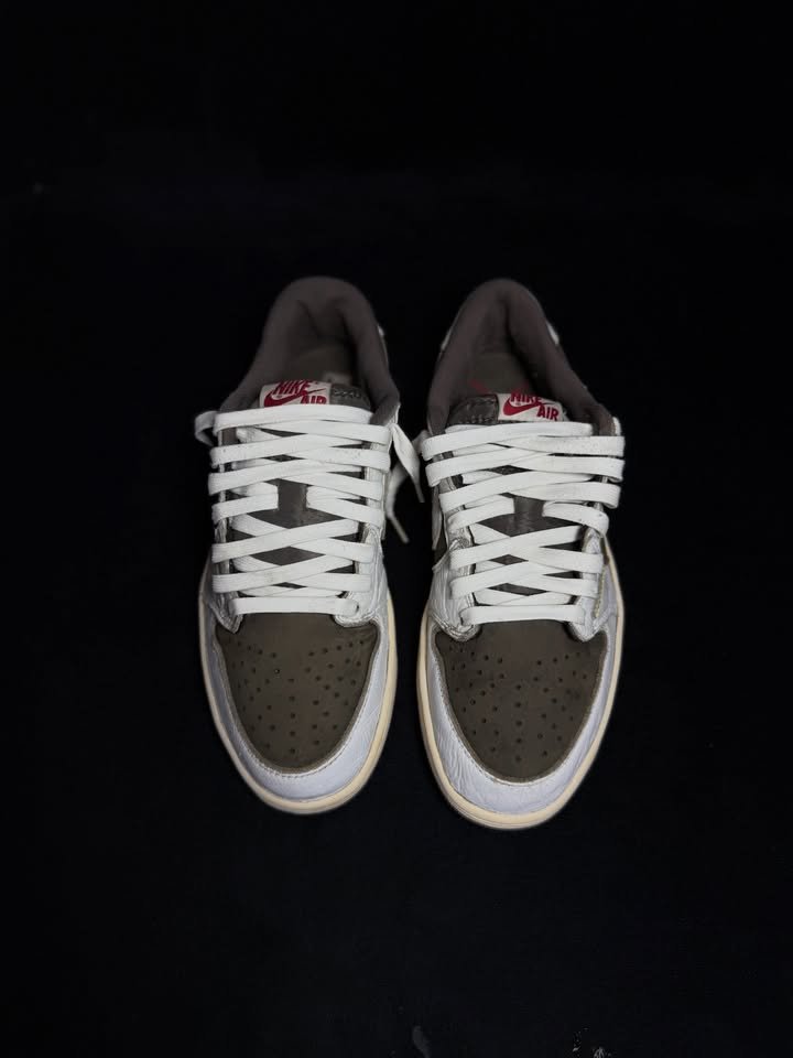 Jordan 1 Low Travis Scott X Reverse Mocha - Image 4