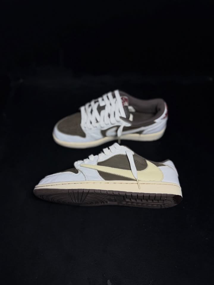 Jordan 1 Low Travis Scott X Reverse Mocha - Image 3