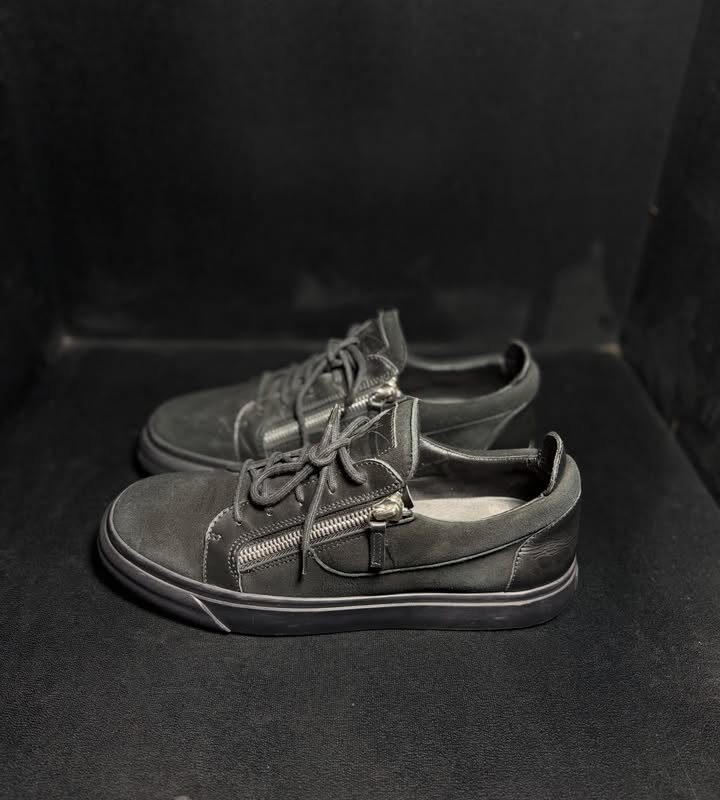 Zanotti Low Top Sneaker