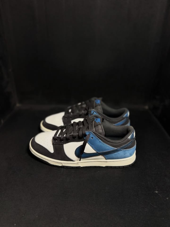 Nike SB Dunk Low Industrial Blue