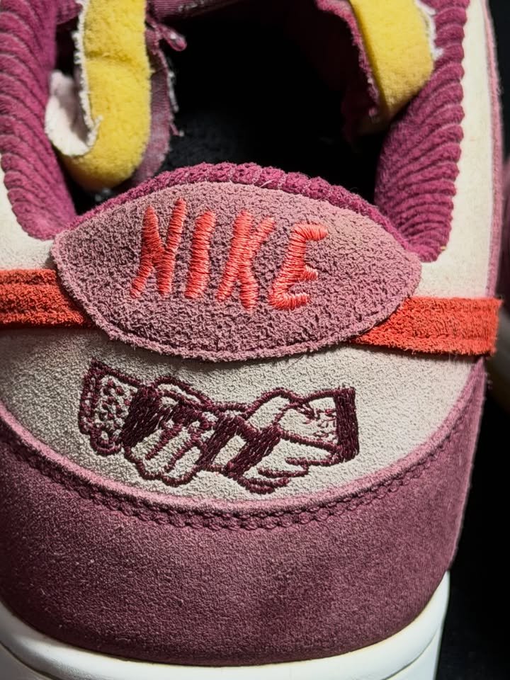 Nike SB Dunk Low Skate Like A Girl - Image 6