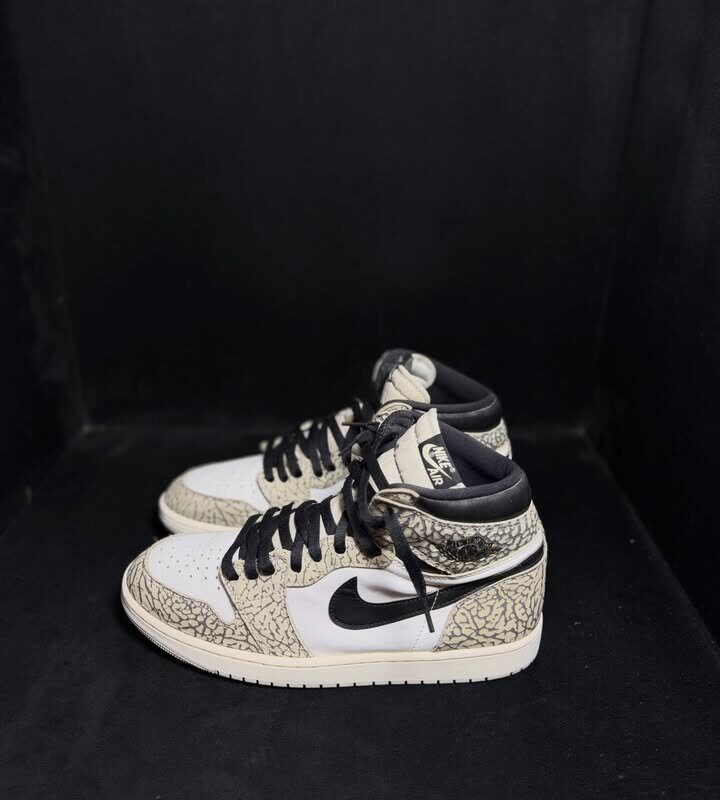 Jordan 1 High OG White Cement