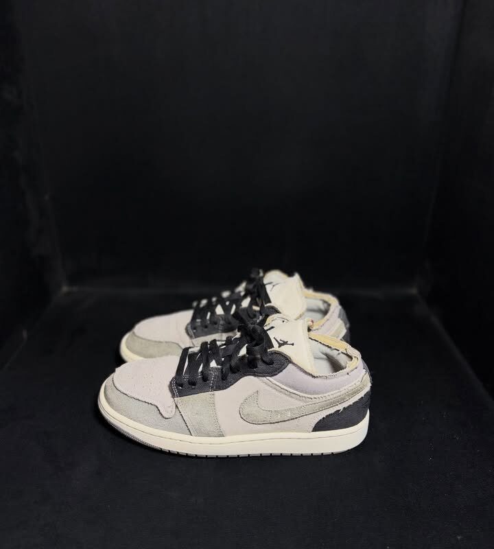 Jordan 1 Low SE Craft Inside Out Cement Grey