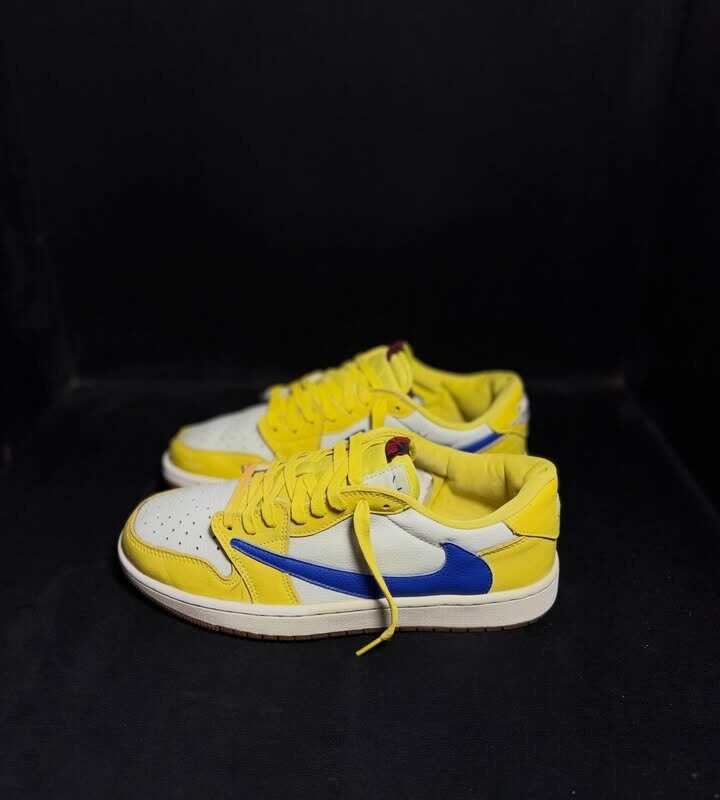 Jordan 1 Low Travis Scott X Canary Yellow