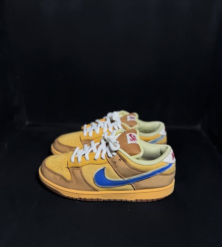 Nike SB Dunk Low Newcastle