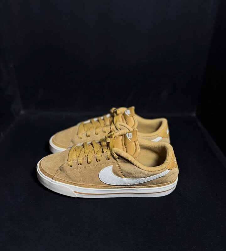 Nike Court Legacy Low Top Sneaker ( Brown Suede )