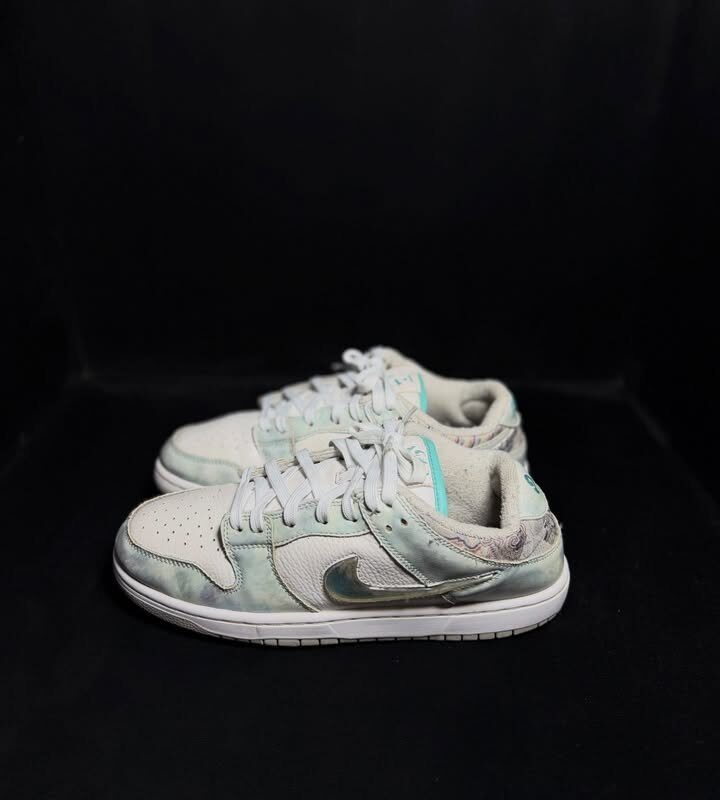 SB Dunk Low Year Of The Dragon  Steam Puppet