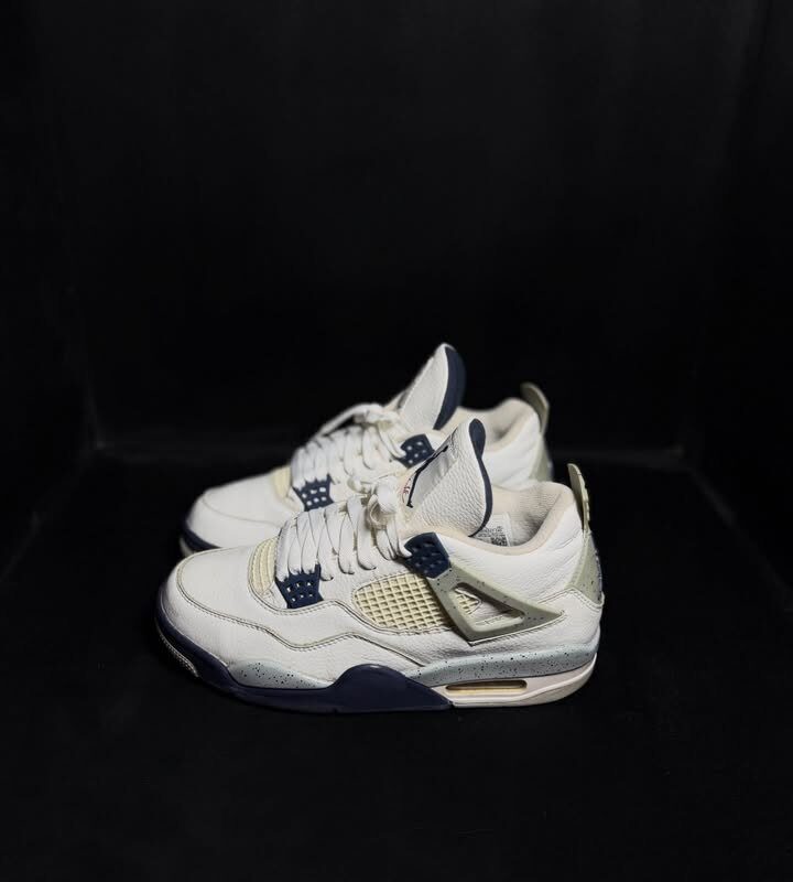 Jordan Retro 4 Midnight Navy