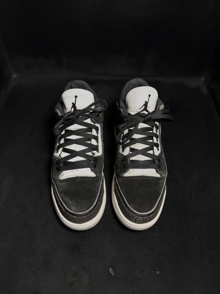 Jordan Retro 3 Tinker Black Cement Gold - Image 3