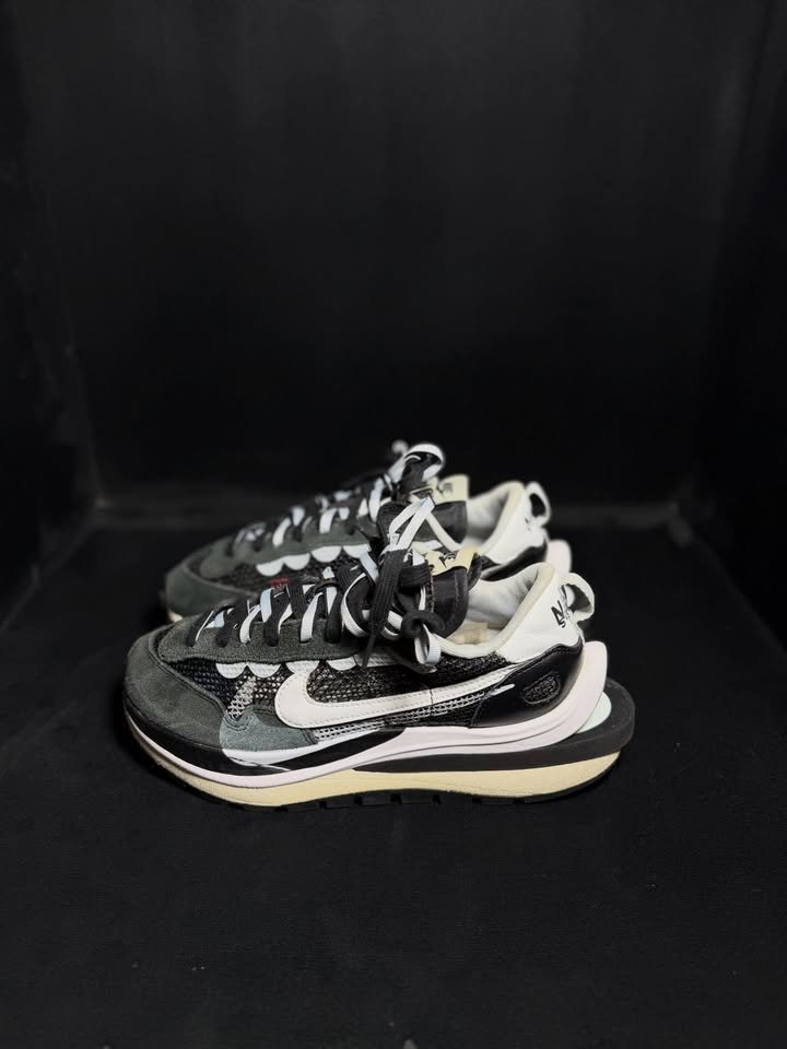 Nike X Sacai VaporWaffle Black White