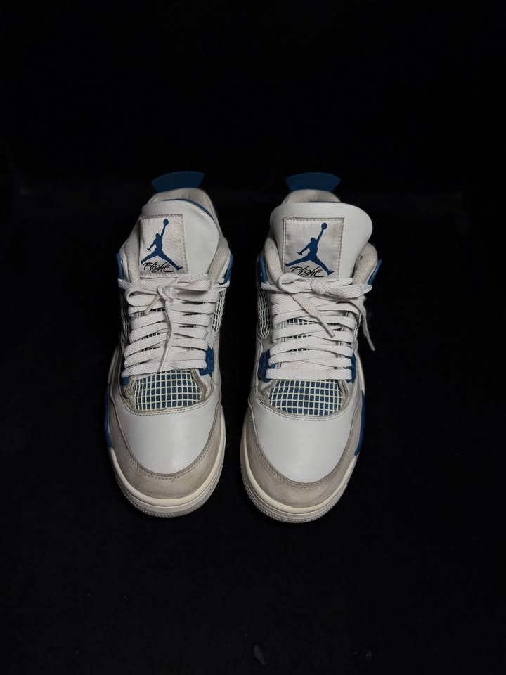 Jordan Retro 4 Military Blue - Image 3